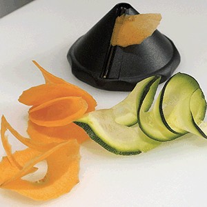 картинка Нож д/декор. нарезки овощей; пластик, сталь; D=78мм; черный (04071715) Matfer от интернет-магазина Posuda-bar